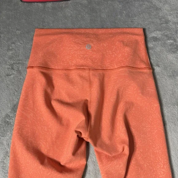 Lululemon  SZ 4 ‎ Wunder Train High Rise Tight Coral Orange Printed Everlux - Picture 6 of 9